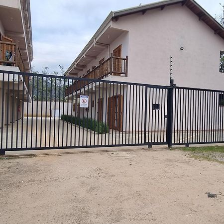 Kitnet Aconchegante Praia De Maranduba Apartment Ubatuba Ngoại thất bức ảnh