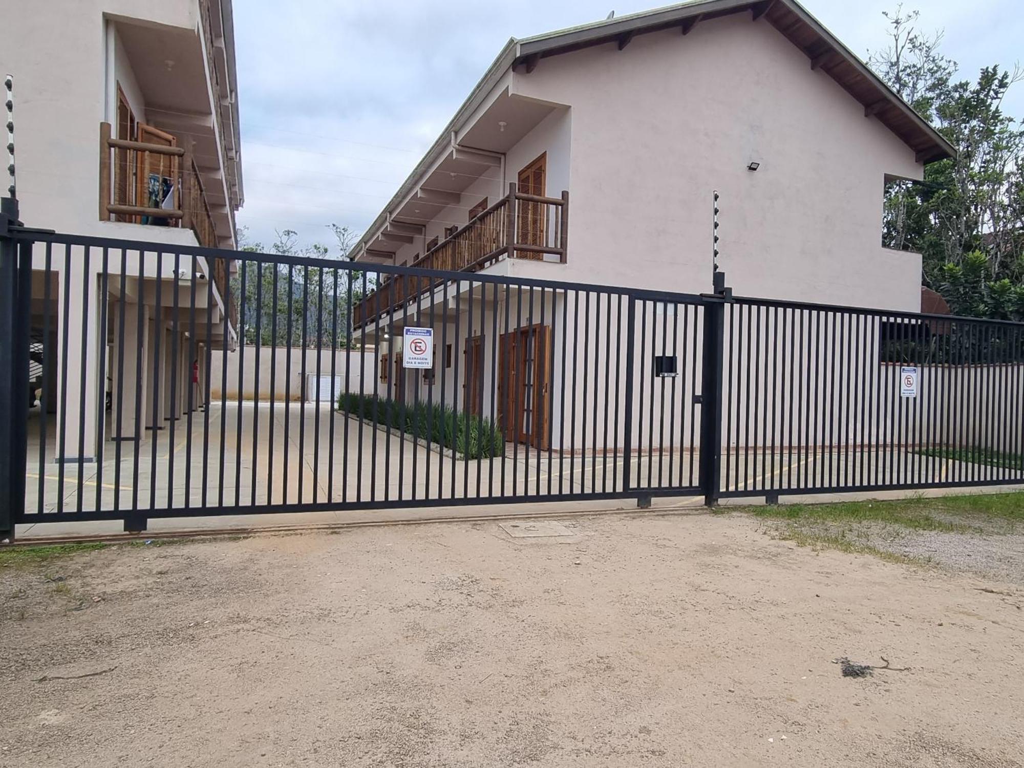 Kitnet Aconchegante Praia De Maranduba Apartment Ubatuba Ngoại thất bức ảnh